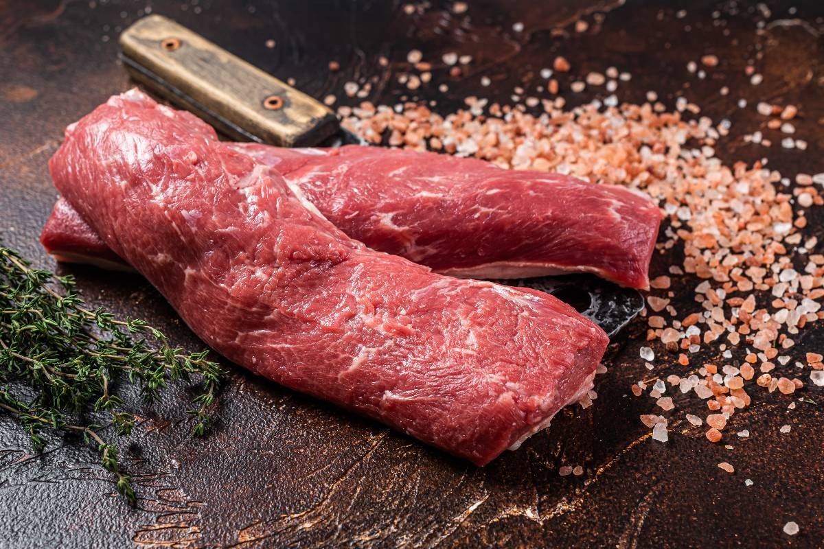 Carne cruda di capretto tipo lombata 