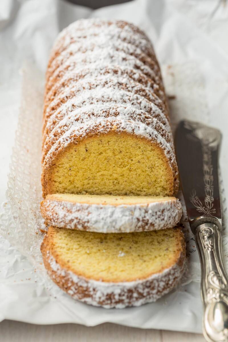 Vista di dolce con farina di mais chiamato amor polenta