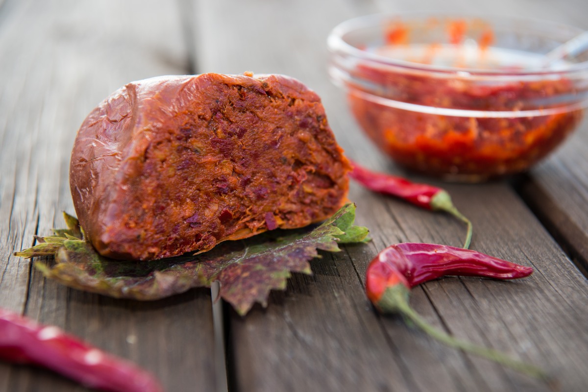 Nduja calabrese e peperoncini essiccati