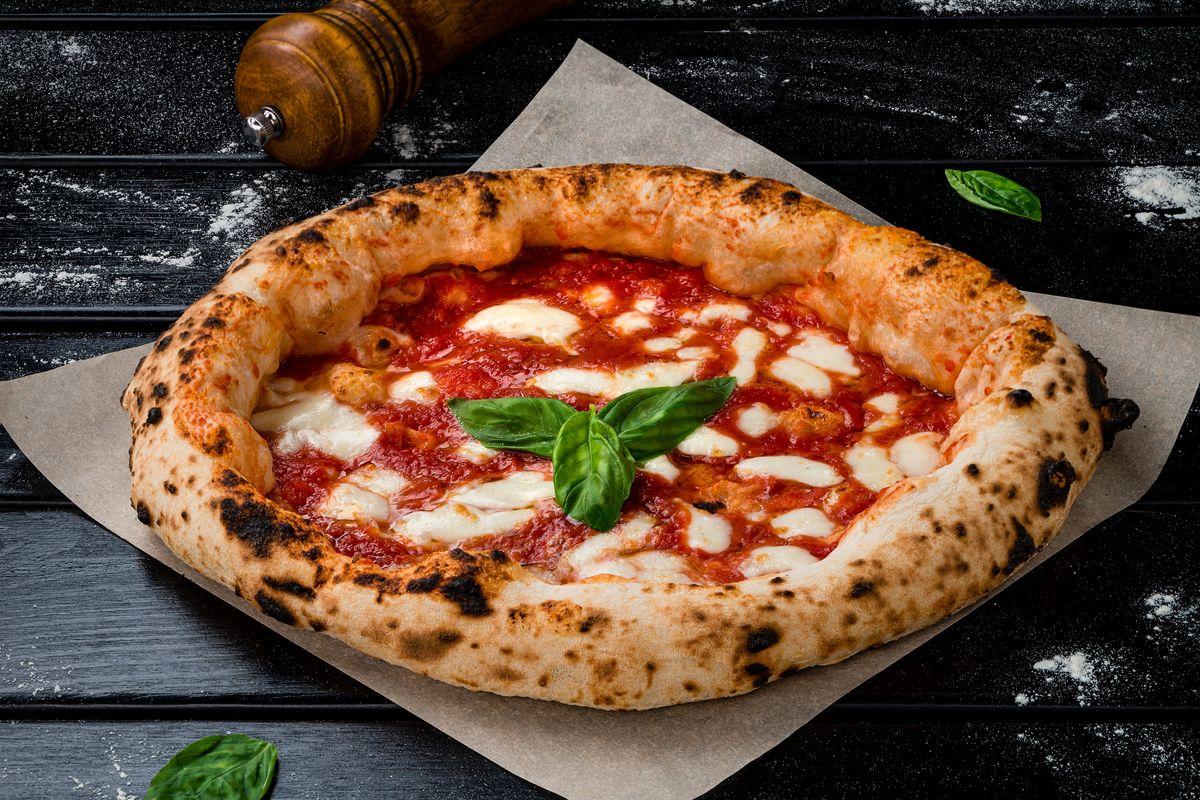 Pizza napoletana