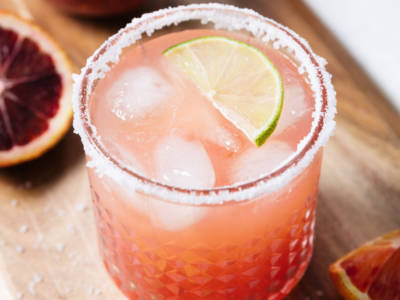 Aperitivo analcolico: il cocktail alla frutta perfetto per chi non beve alcol