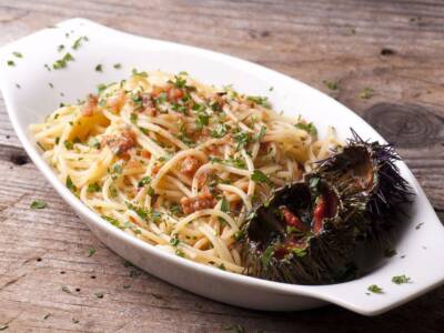 Spaghetti ai ricci di mare: il primo piatto di pesce gourmet da provare!