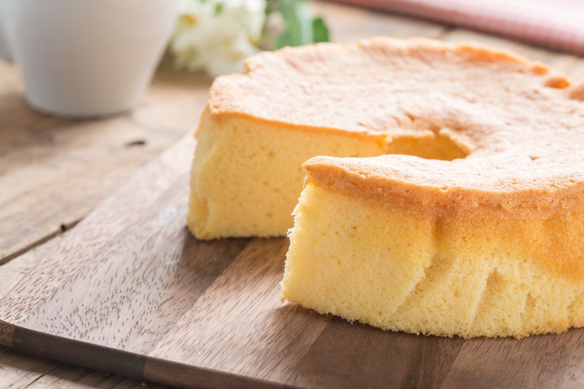 Chiffon cake