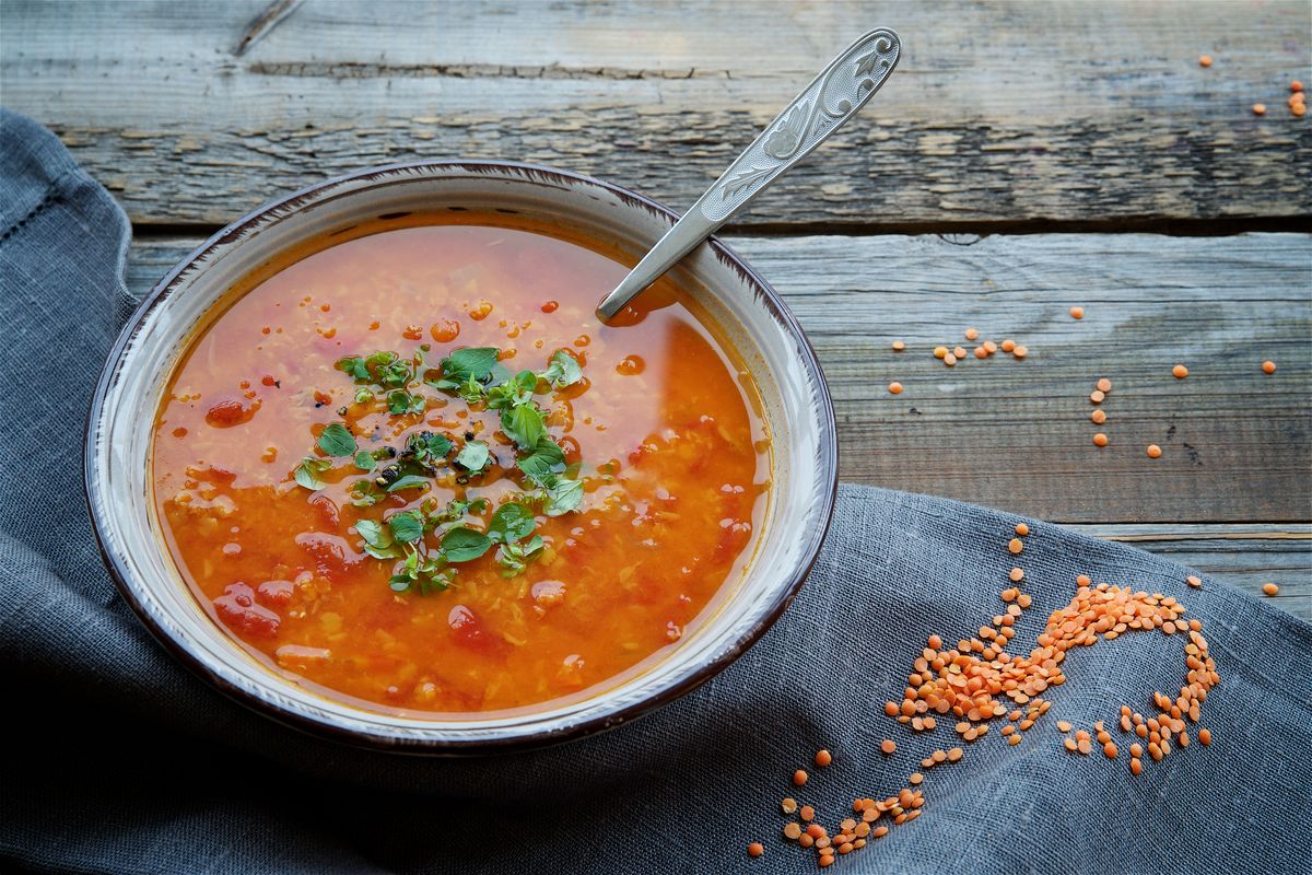minestra di farro miglio e lenticchie rosse