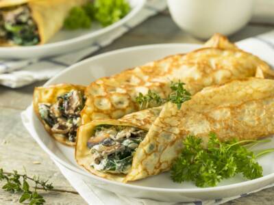 Crespelle vegane ai funghi e besciamella