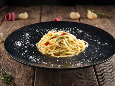 Spaghetti alla carrettiera: un primo piatto salva cena