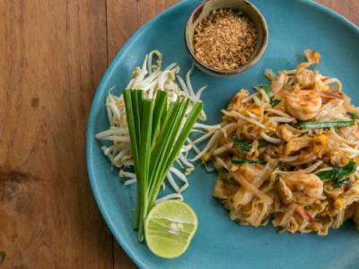 AbsorbPlate: in Thailandia inventano il piatto assorbi-calorie