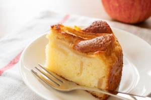 torta di mele e yogurt agli agrumi