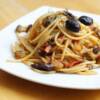 Spaghetti al sedano rapa e olive