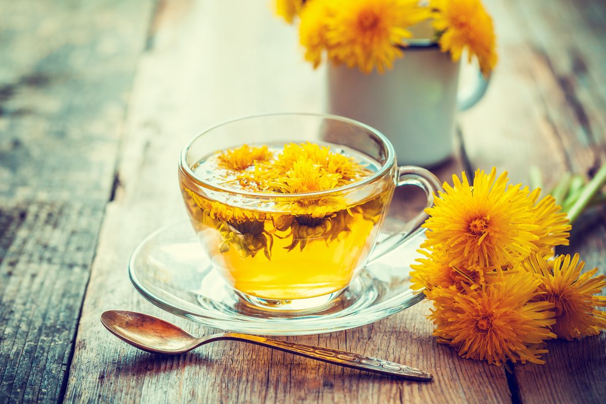 Dandelion herbal tea