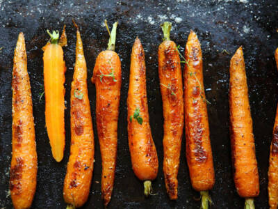 Belle da vedere e buone da mangiare… prepariamo le carote arrosto