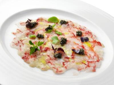 Carpaccio di gamberi rossi marinati: una ricetta gourmet facile da preparare