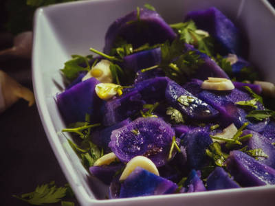 Insalata di patate viola: facile, veloce e colorata!