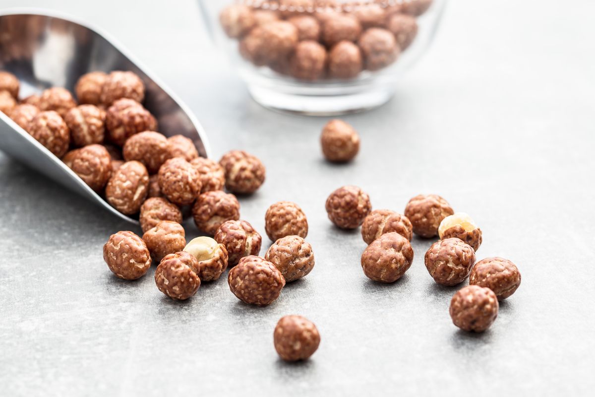 Cinnamon hazelnuts