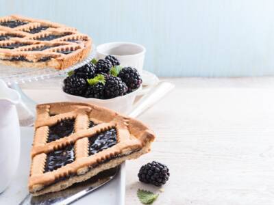 Crostata con marmellata di more: semplice e squisita!