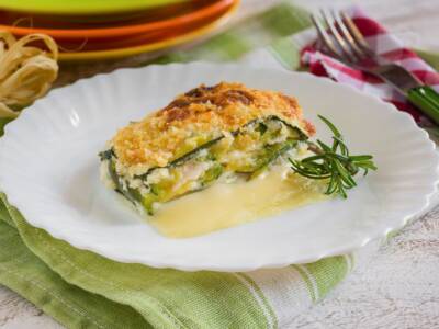 Parmigiana di zucchine e patate, un piatto unico gustoso e saporito