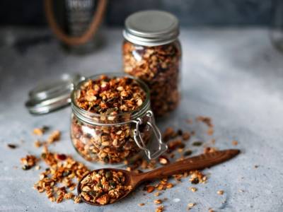 Prepariamo la granola con la ricetta light (e veg)