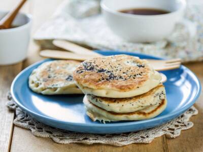 Come fare i pancake ai semi di papavero: un’alternativa alla ricetta classica