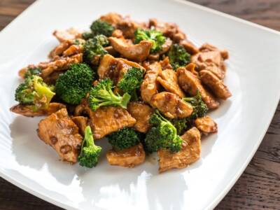 Pollo arachidi e broccoli: perfetto anche per i bambini!