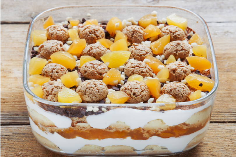 Tiramisù pesca e amaretto