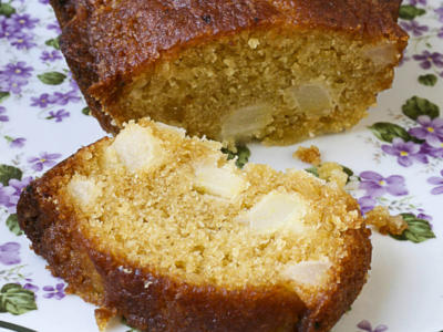 Plumcake salato con pere e formaggio di capra