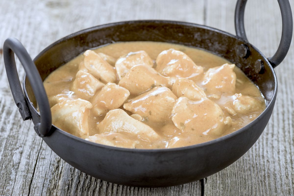 Turkey bites in yoghurt sauce