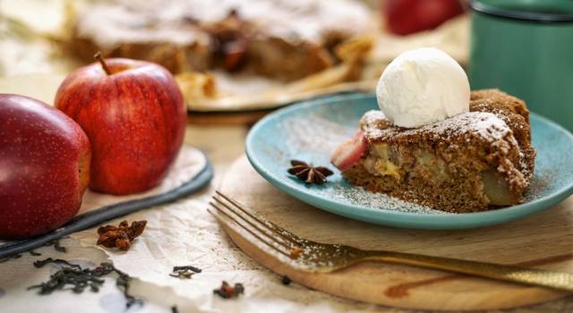 Torta di mele allo zenzero con farina di segale: un delizioso dolce vegano