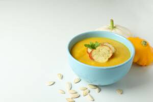 Zuppa di zucca con crostini all'aglio