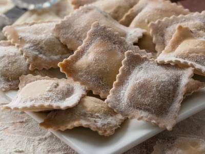 Ravioli senza glutine di castagne con carciofi