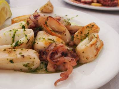 Calamari in padella tenerissimi e pronti in 10 minuti!