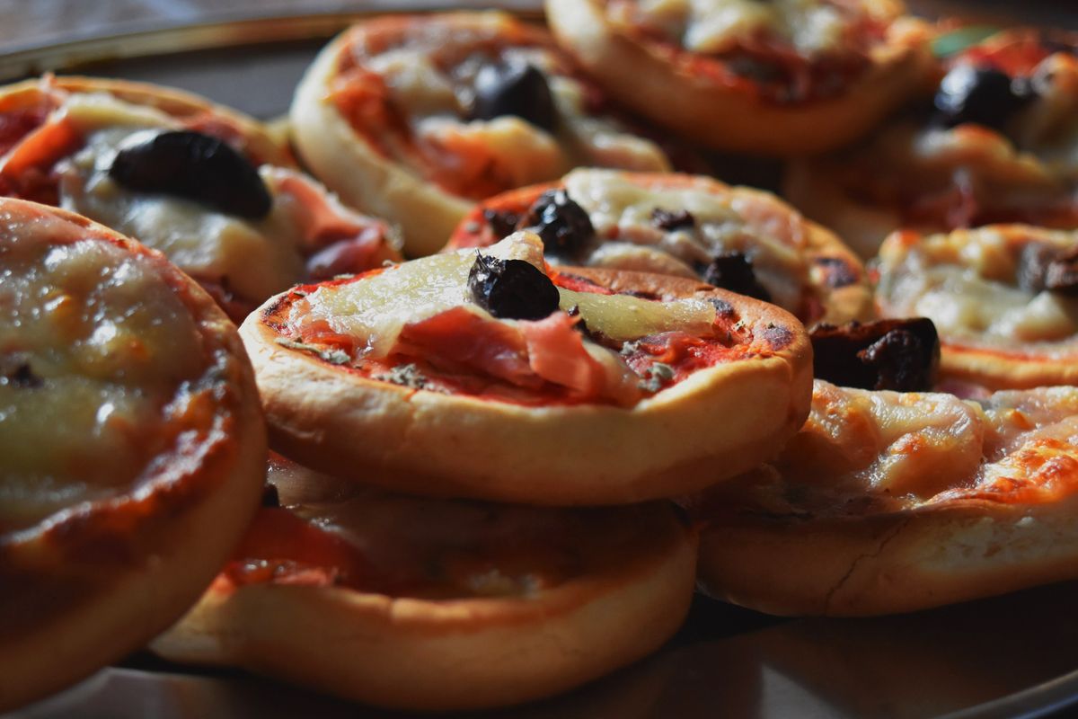 Small pizzas