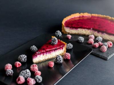 Cheesecake ai frutti di bosco: dolce, cremosa e irresistibile