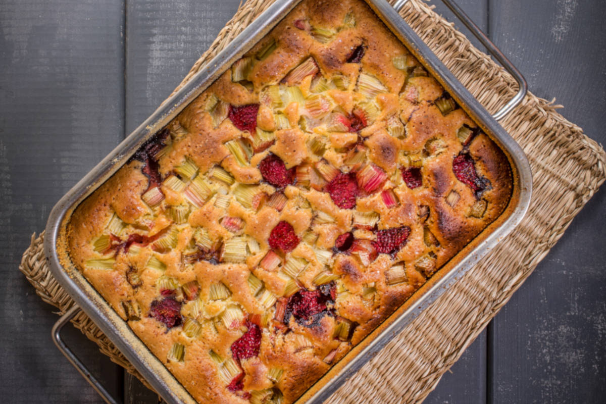 gluten free strawberry cake