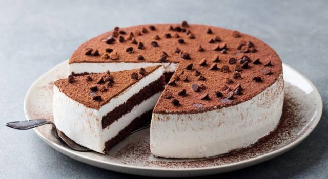 Cheesecake al tiramisù: una torta cremosa, fresca e originale!