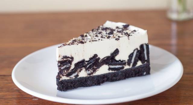 Torta Oreo americana: la cheesecake fredda golosissima!