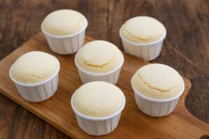 Dolcetti in pirottini di carta noti come africani