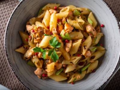 Pasta salmone e zucchine per un pranzo ricco di gusto!