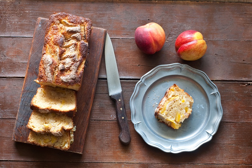 Plumcake vegano alle pesche