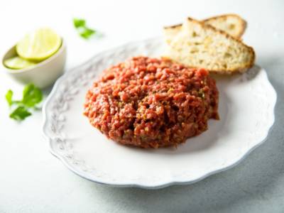 Ecco la tartare di manzo perfetta per chi non ama la carne cruda!