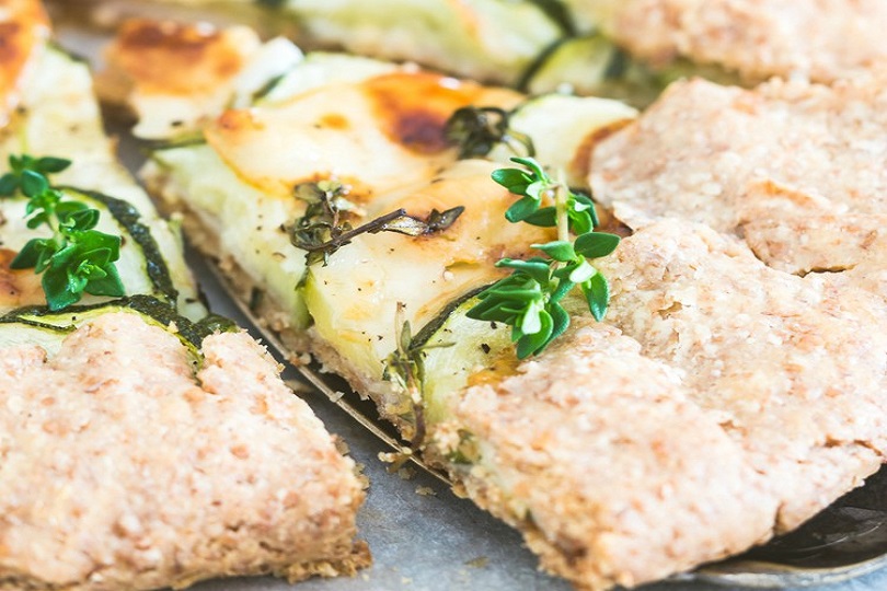 Torta salata integrale con zucchine