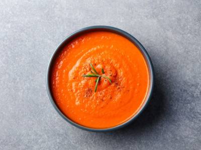 Come preparare la crema di peperoni? Ricetta classica e con Bimby