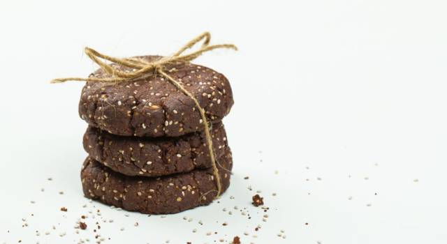 Biscotti al cioccolato con semi di chia: buonissimi e senza glutine!