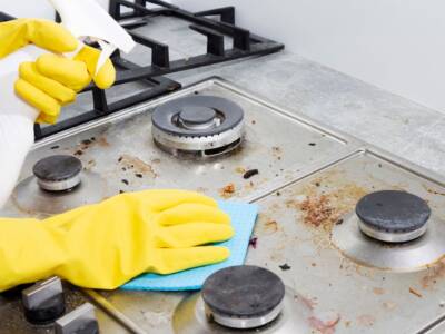 Come pulire i fornelli e il piano cottura senza fatica