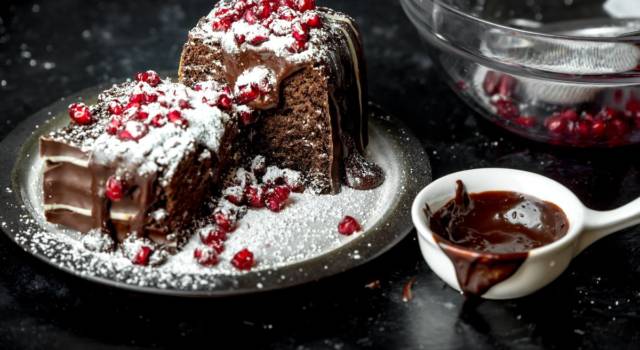 Plumcake di Natale al cioccolato e melograno (da fare anche con il Bimby!)