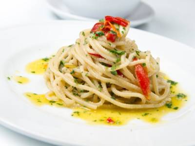 Spaghetti aglio, olio e peperoncino: una ricetta veloce per un piatto perfetto