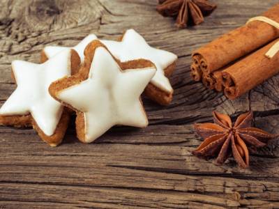 Stelline senza burro alla cannella: i biscotti natalizi!