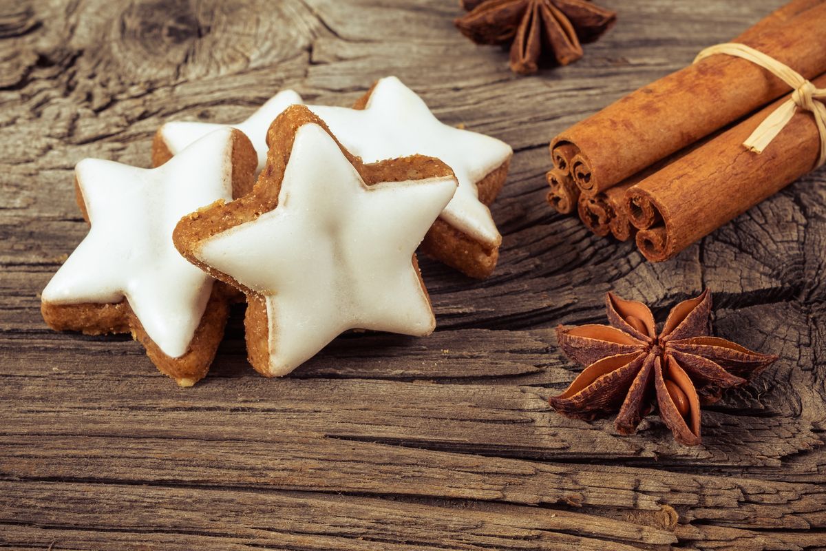 Biscotti Delle Feste Di Natale.La Ricetta Dei Biscotti Di Natale Senza Burro Alla Cannella