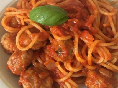 La ricetta degli spaghetti con le polpette di Lilly e il Vagabondo