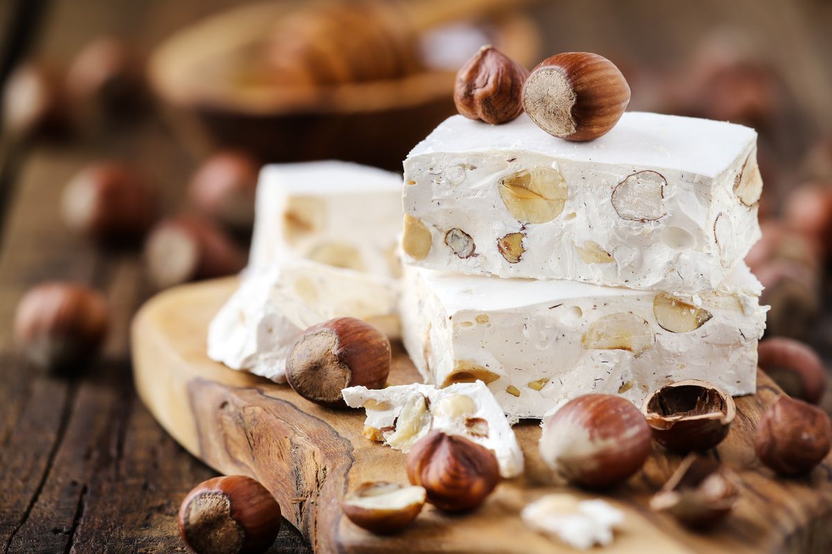 Torrone morbido alle noci