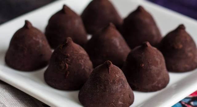Baci Perugina: la ricetta dei cioccolatini fatti in casa